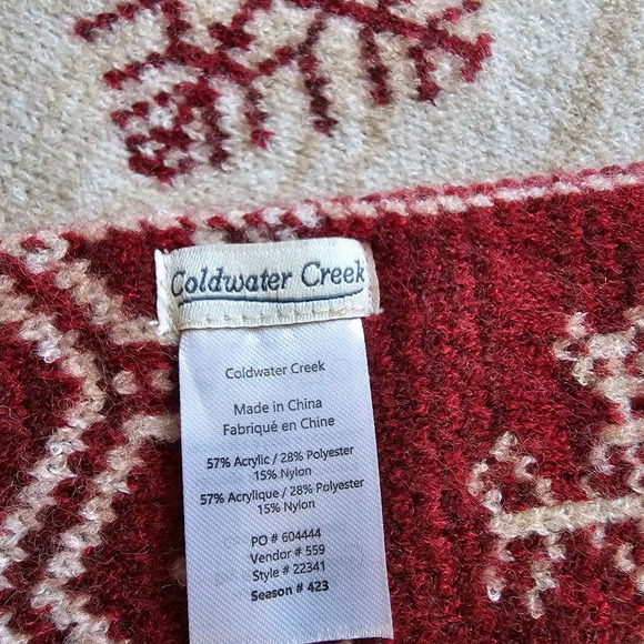 Coldwater Creek‎ Red Cream Snowflake Heart Fair Isle Infinity Loop Scarf NWOT - Picture 3 of 9